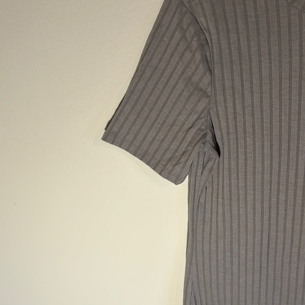 ⭐️Gray Ribbed Dress - Picture 4 of 7